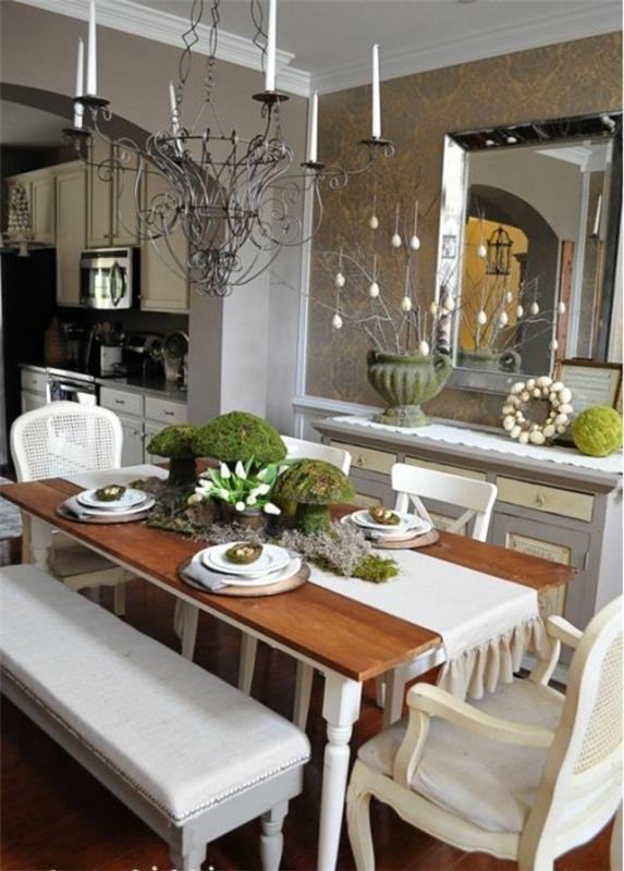 τραπεζαρία σχεδιασμός ξύλινο τραπέζι λευκές καρέκλες πάγκος καθρέφτης