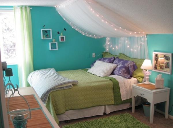 νεανικό δωμάτιο κορίτσι με κλίση κρεβάτι με ουρανό πράσινα χρώματα
