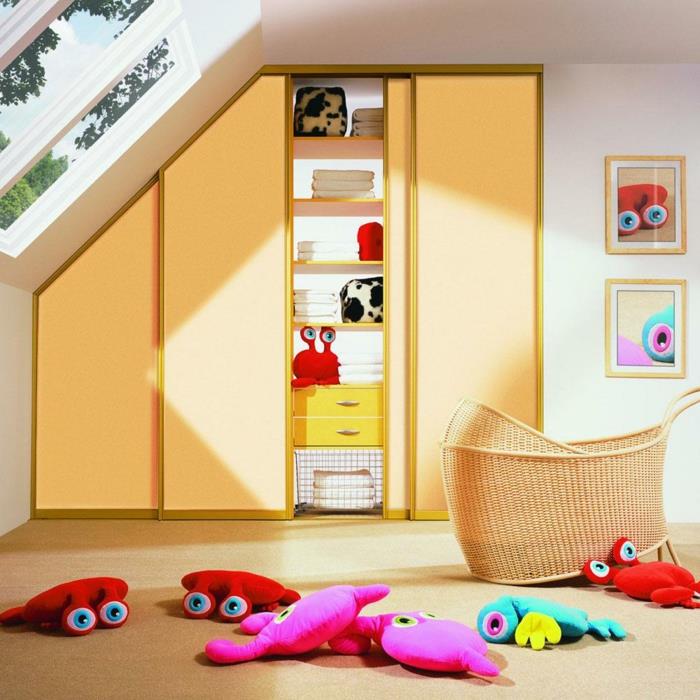 ιδέες διαβίωσης παιδικό δωμάτιο κεκλιμένες οροφές λειτουργικά έπιπλα ντουλάπα συρόμενες πόρτες παιχνίδια