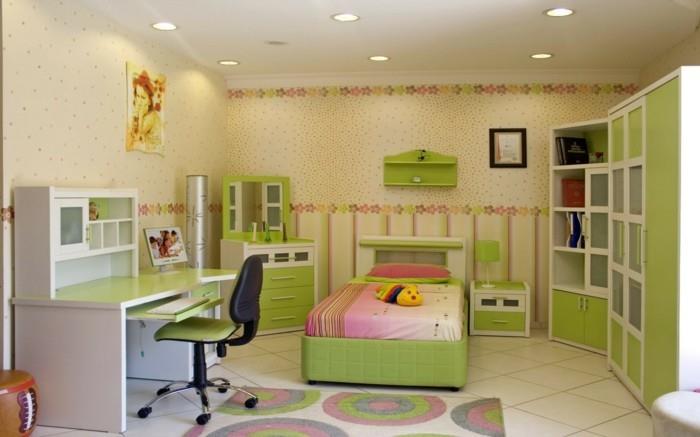 ζωντανές ιδέες παιδικό δωμάτιο πράσινες προφορές όμορφη ταπετσαρία