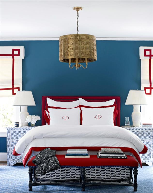ιδέες διαβίωσης υπνοδωμάτιο μπλε τοίχοι χαλί κόκκινες πινελιές