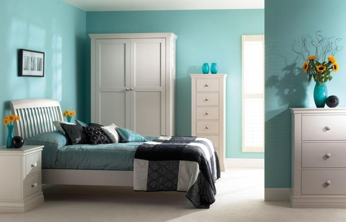 ιδέες διαβίωσης υπνοδωμάτιο γαλάζιο τοίχο χρώμα λευκό χαλί λευκά έπιπλα