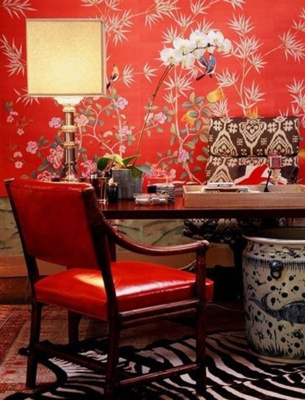 σαλόνι ιδέες σαλόνι ταπετσαρία floral μοτίβο κόκκινο τραπέζι