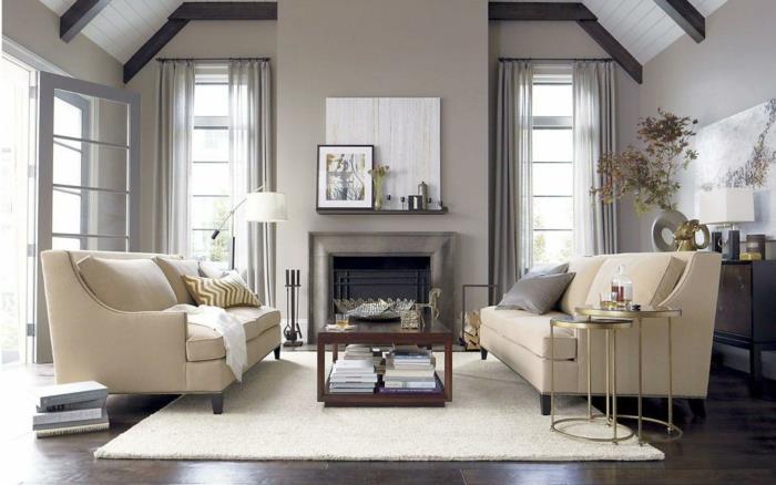 σαλόνι εξοχικό στυλ κομψούς καναπέδες λευκό χαλί αέρινες κουρτίνες
