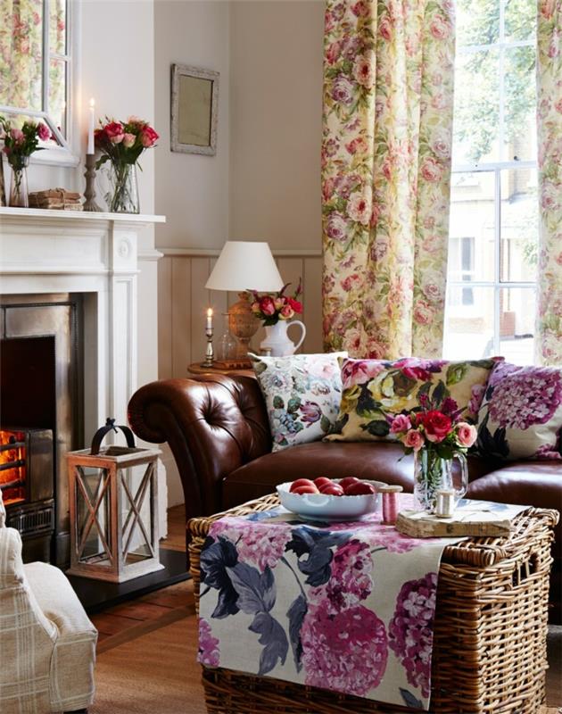 σαλόνι χώρα στυλ δερμάτινος καναπές λουλούδι μοτίβο τζάκι ζεστό