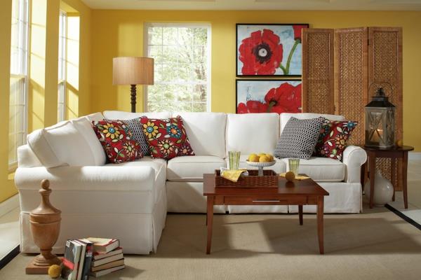 σαλόνι λευκός καναπές σε στιλ χωριάτικο χρώμα μαξιλάρια ρίψης
