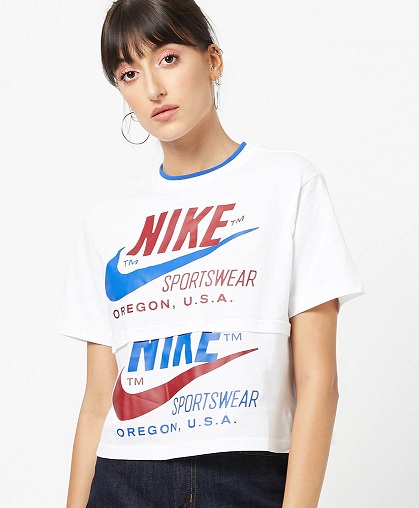 „Nike“ grafiniai marškinėliai moterims