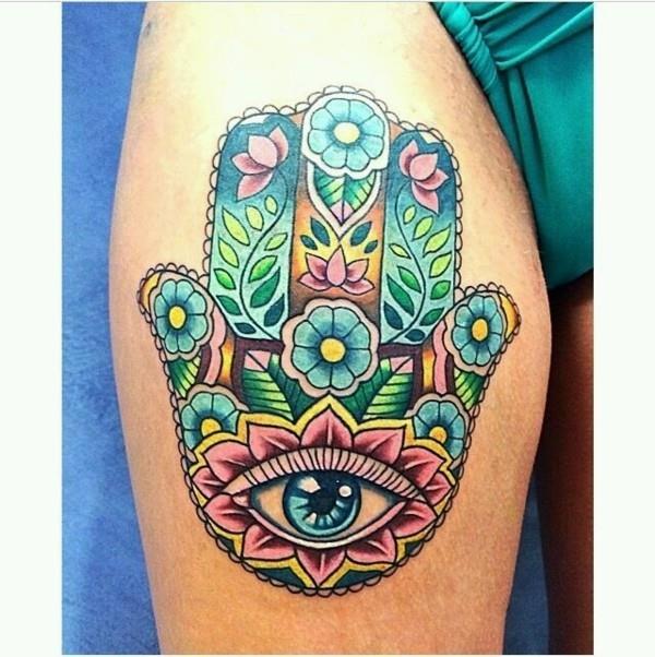 όμορφο πολύχρωμο τατουάζ hamsa
