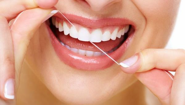 οδοντικό νήμα προφύλαξης οδοντόβουρτσα